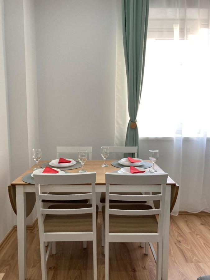 LAROKA HOUSE Rin Grand Modern Apartment Bukarest Exterior foto